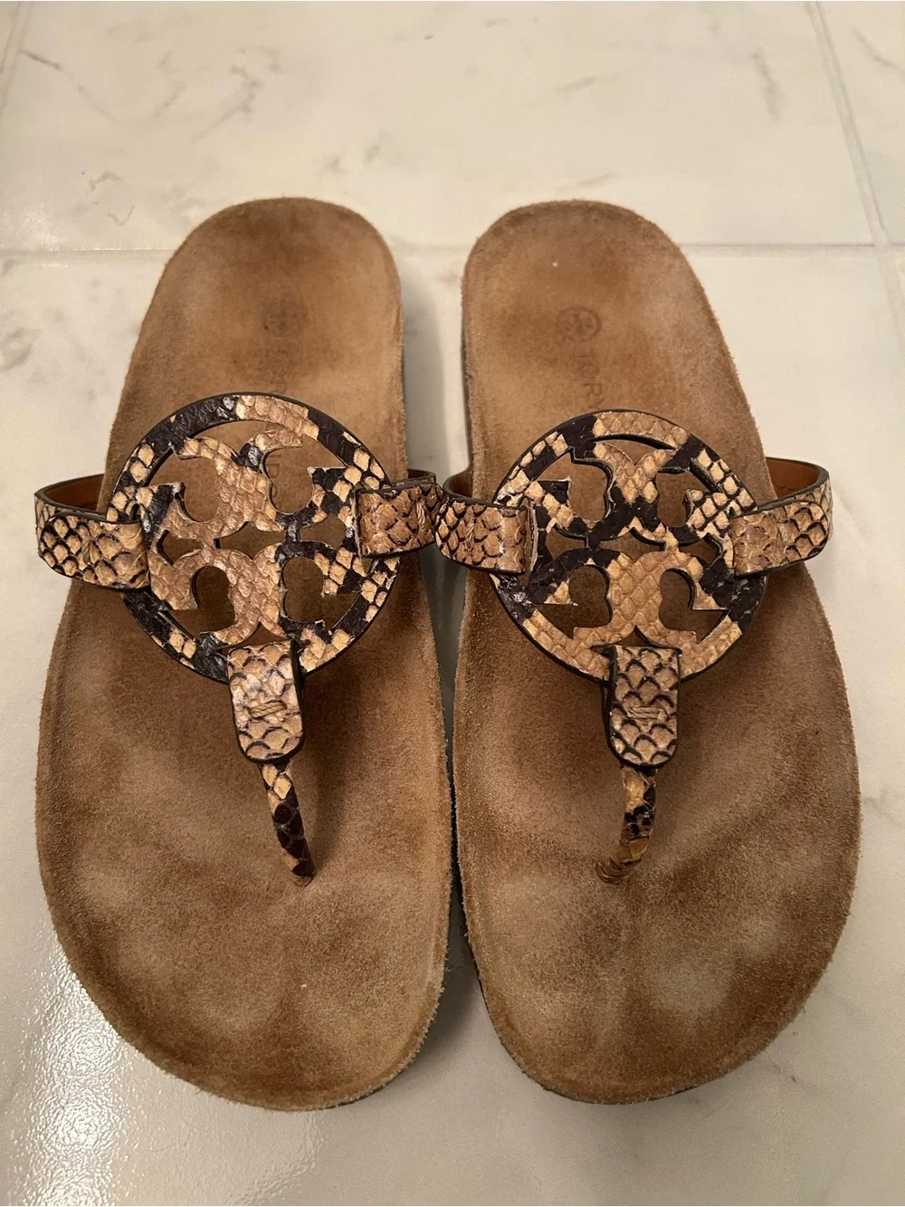 Tory Burch Snake-Print Logo Thong Sandals cork foot bed